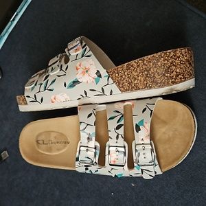 CL by laundry slides